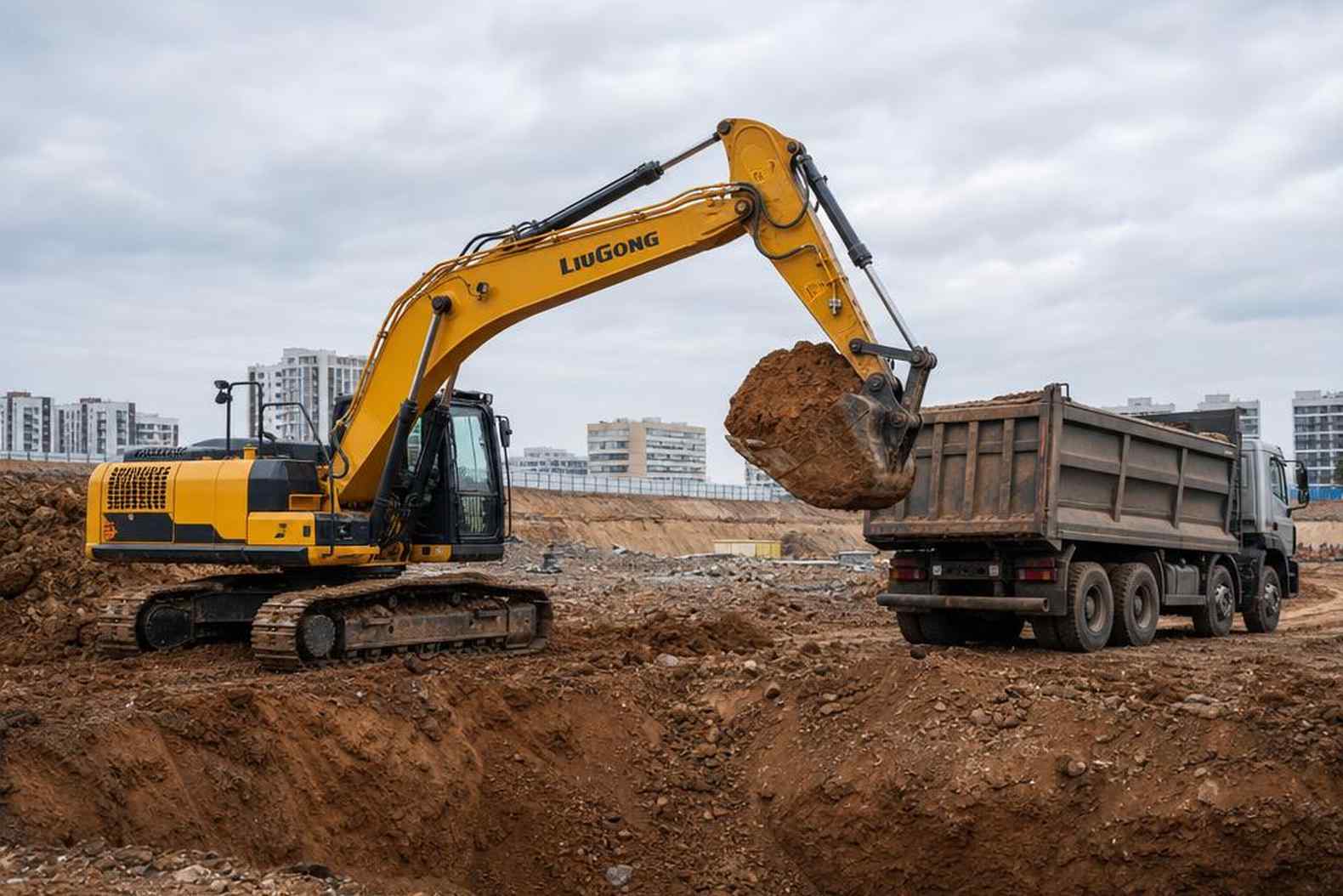 LiuGong CLG920E: обзор от владельца экскаватора