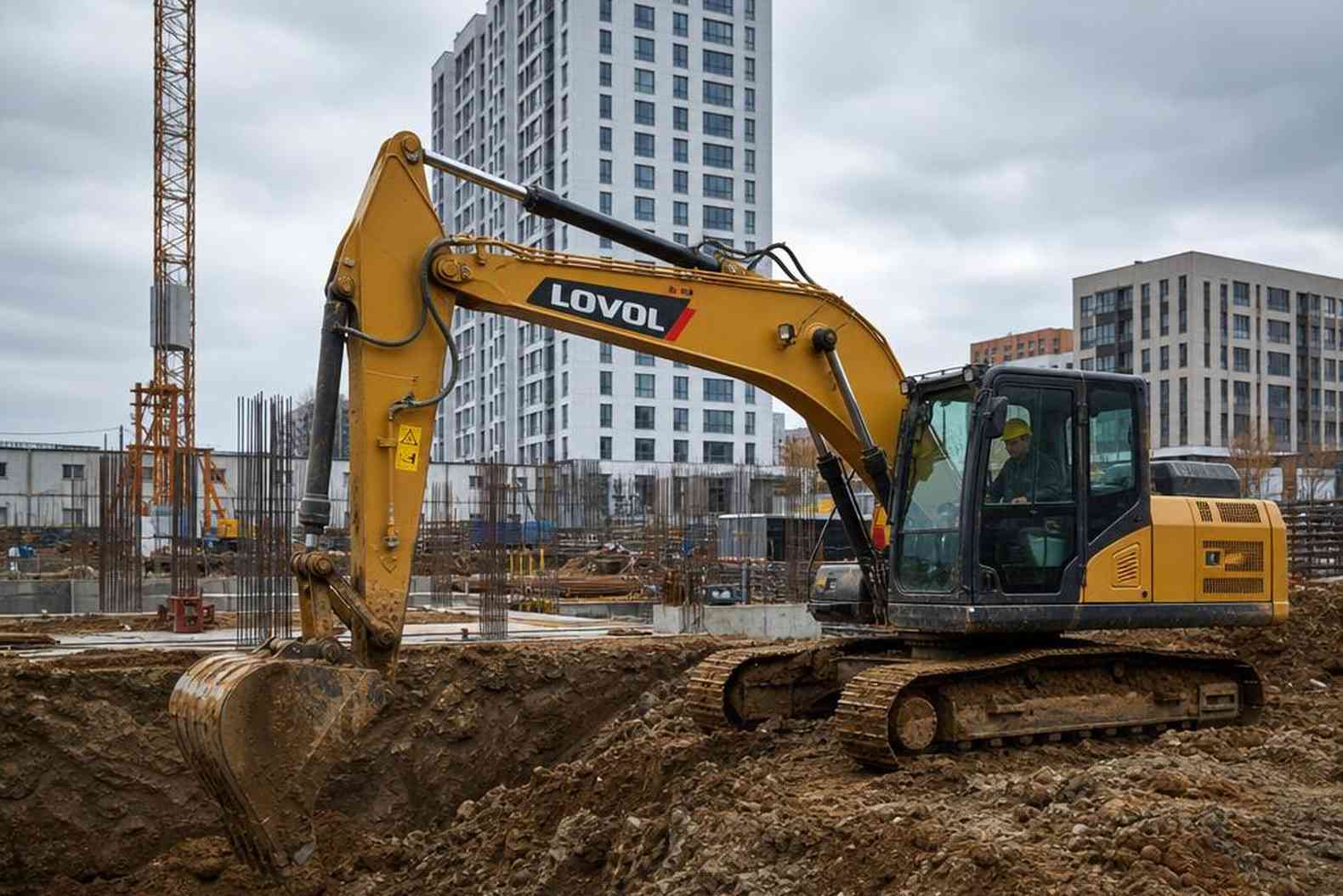 LOVOL экскаватор: стоит ли брать - честный разбор FR220D