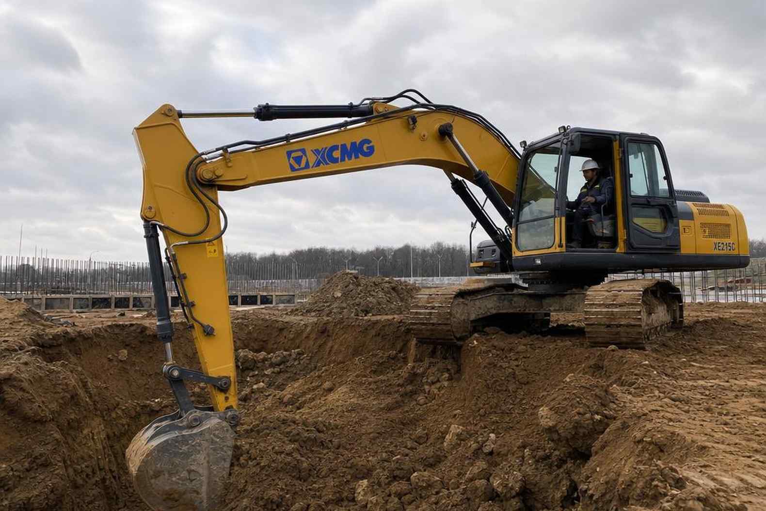 XCMG XE215C: ресурс до капремонта и регламент ТО